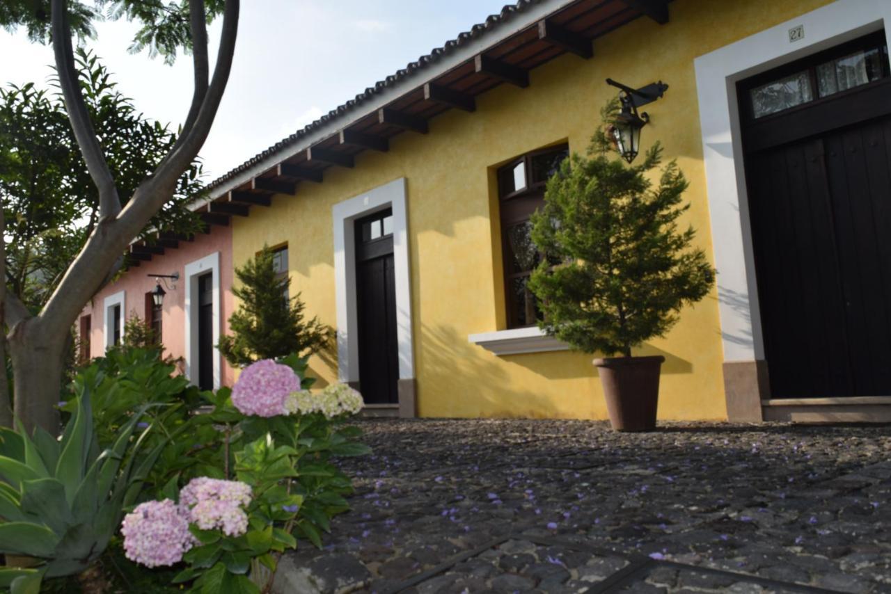 Villas Catalina Antigua Exterior photo